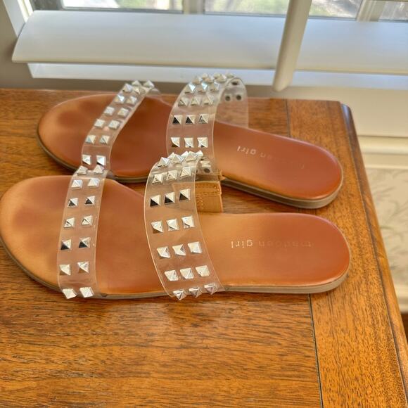 Madden girl sandals with clear stripes and silver studs - Picture 4 of 6